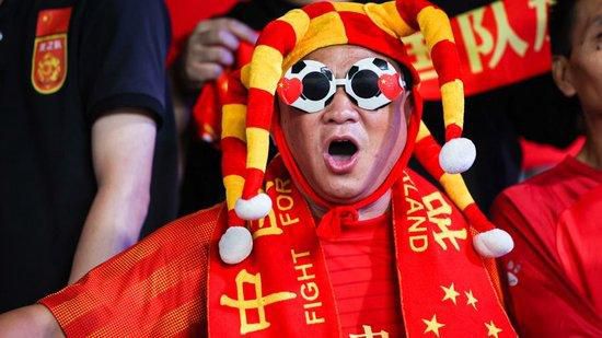 大盘连续六天破亿 《我在时间尽头等你》超三亿 2020-08-27 8月26日，全国院线总票房报收2.