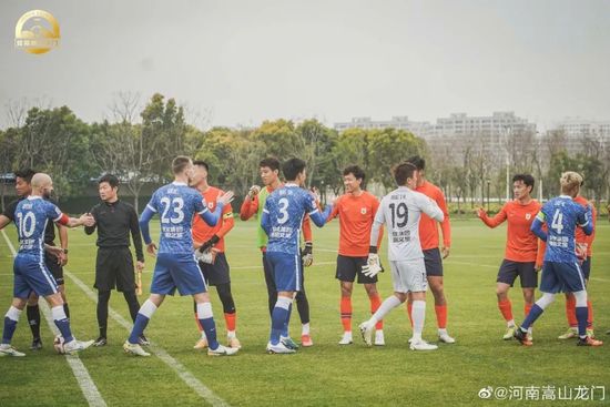 豪砸100万台币开具诊断证明2025-02-18 《好运来》定档11.30超前贺岁 白客乔杉爆笑到底2024-11-21 布兰妮粉丝狂欢！