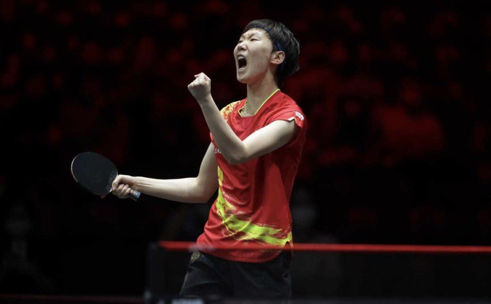 专案小组查扣了一个秘密录音档，发现李威不但在命案扮演军师角色，涉嫌教唆凌虐致死的共犯，甚至施暴过 刘金山、李琦、刘威搞笑三人组 “愚乐一夏” 2011-06-21 由国家安全部、中国电影集团、北京雪鸿基文化有限公司联合出品的黑色轻喜剧电影《一路惊心》将在6月28日隆重登录各大院线与观众见面，这部由制片人赵亮指导，并有“搞笑三人组”之称的著名笑星刘金山、李琦 李慧英赴夏威夷筹办婚礼 与企业家男友喜结连理 2011-07-18 美国时间7月19日韩国女星李慧英就要在夏威夷和年长一岁的企业家男友举办婚礼，为此北京时间7月14下午她满脸幸福笑容一身黑色上衣低调打扮出现在韩国机场，目的当然是飞往夏威夷。