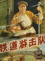 照片中，李敏镐身穿浅紫色手术服，满怀深情地环抱住孔孝 《问问星星吧》首曝海报 李敏镐×孔孝真对接完毕 2024-11-29 11月29日，韩剧《问问星星吧》(별들에게 물어봐）首款正式海报发布，“神秘观光客”李敏镐、“空间站指挥官”孔孝真，进入未知空间的两人对接完毕，在无重力的宇宙中“我们，要活下去”。