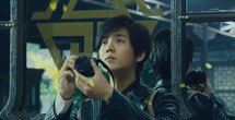 影版导演哥伦布这样说 2025-01-21 日前，电影《哈利·波特》系列前两部的导演克里斯·哥伦布，在接受《人物》杂志采访时就HBO改编版剧集发表了自己的看法，“我认为这是一个绝妙的想法，因为制作电影时会受到一定的限制”。